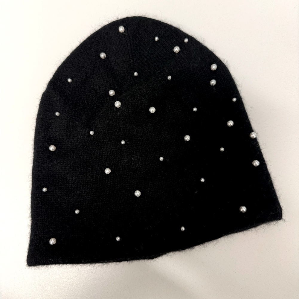 New without tags the cashmere project pearl beanie 100% cashmere